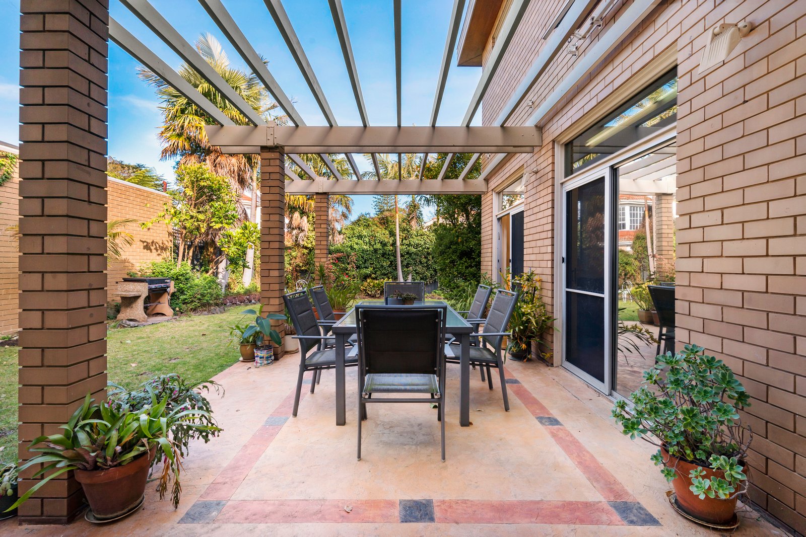 Real Estate and Property in 4/4 Testar Grove, Caulfield North, VIC