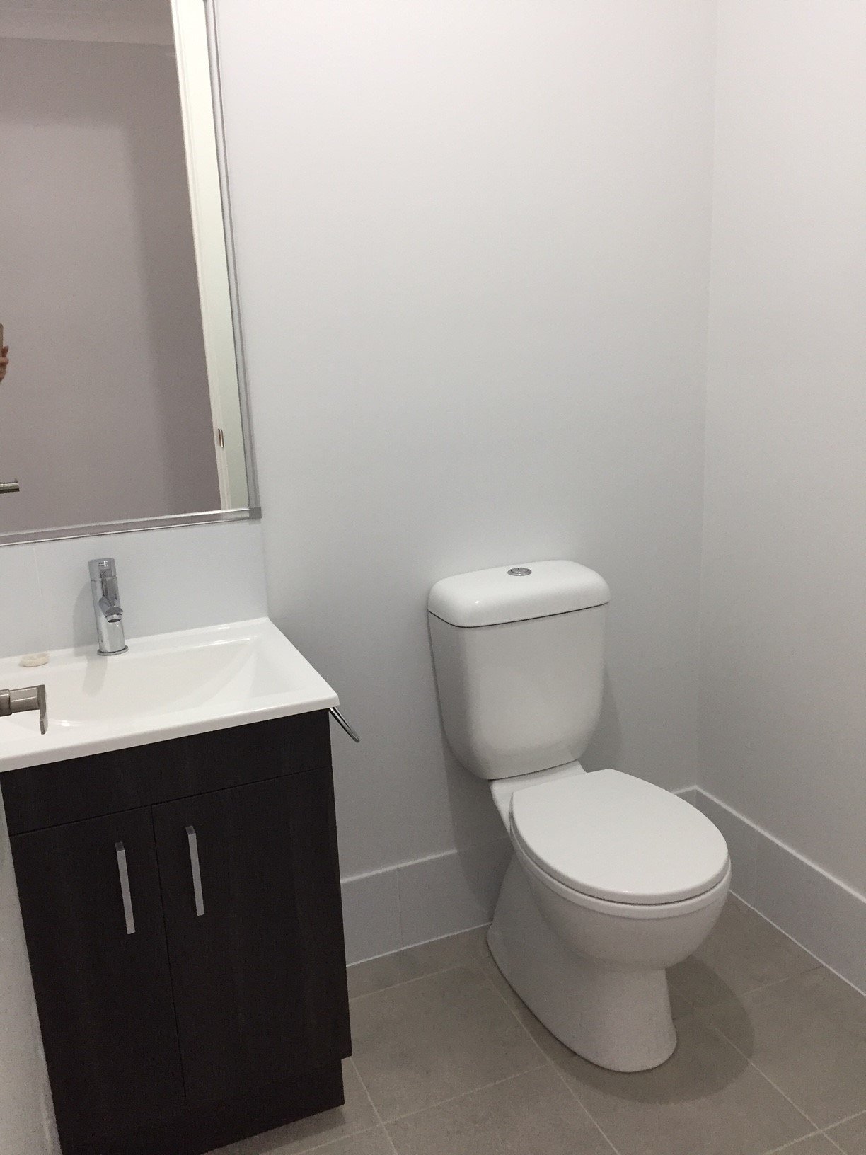 44 The Lakes Drive GLENMORE PARK 12