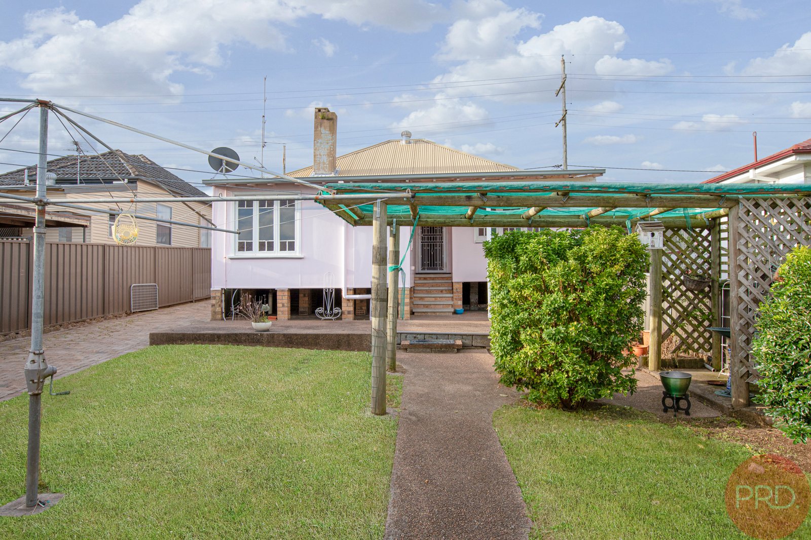 44 Thomas Street TELARAH 8