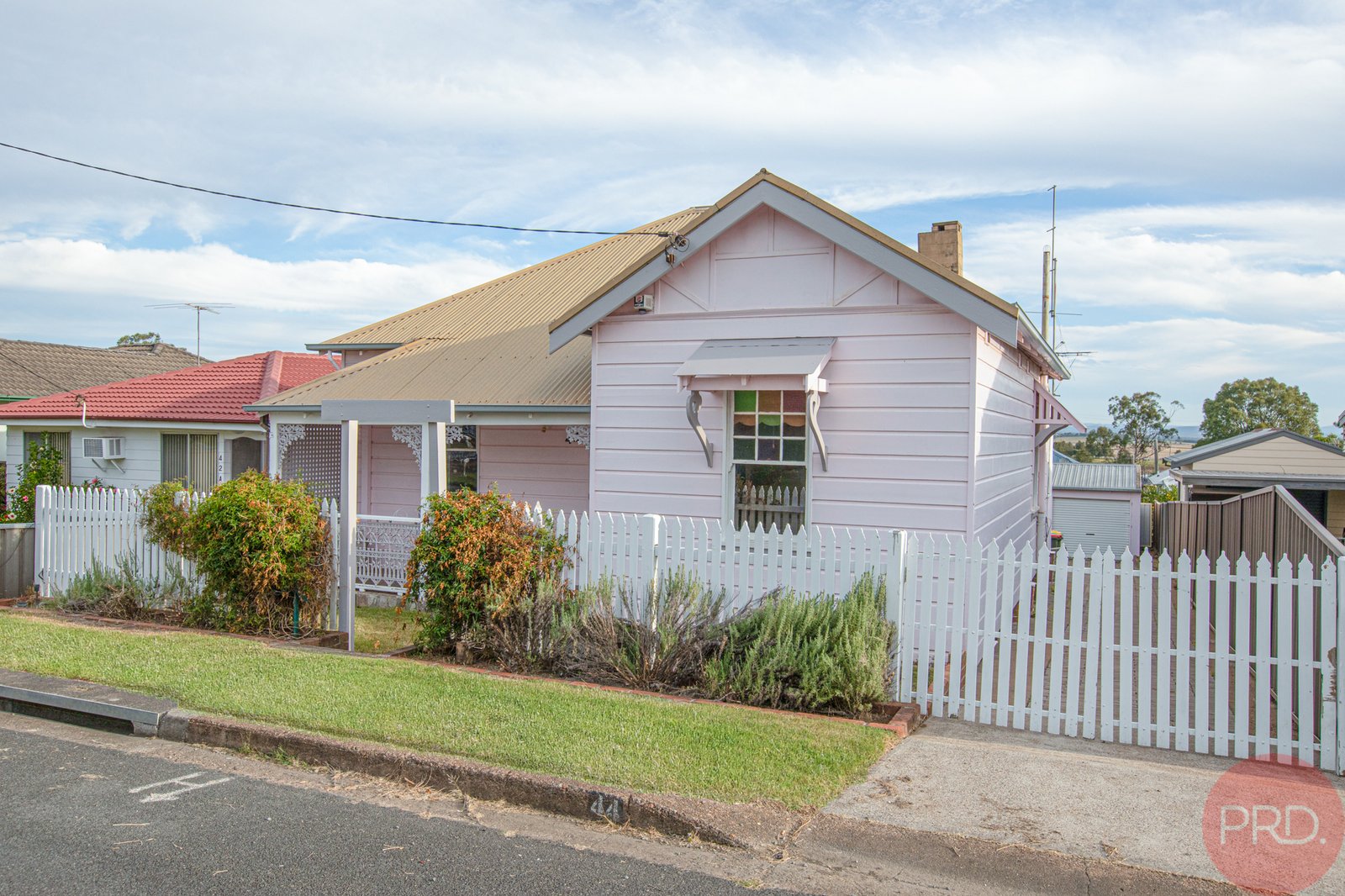 44 Thomas Street TELARAH 10