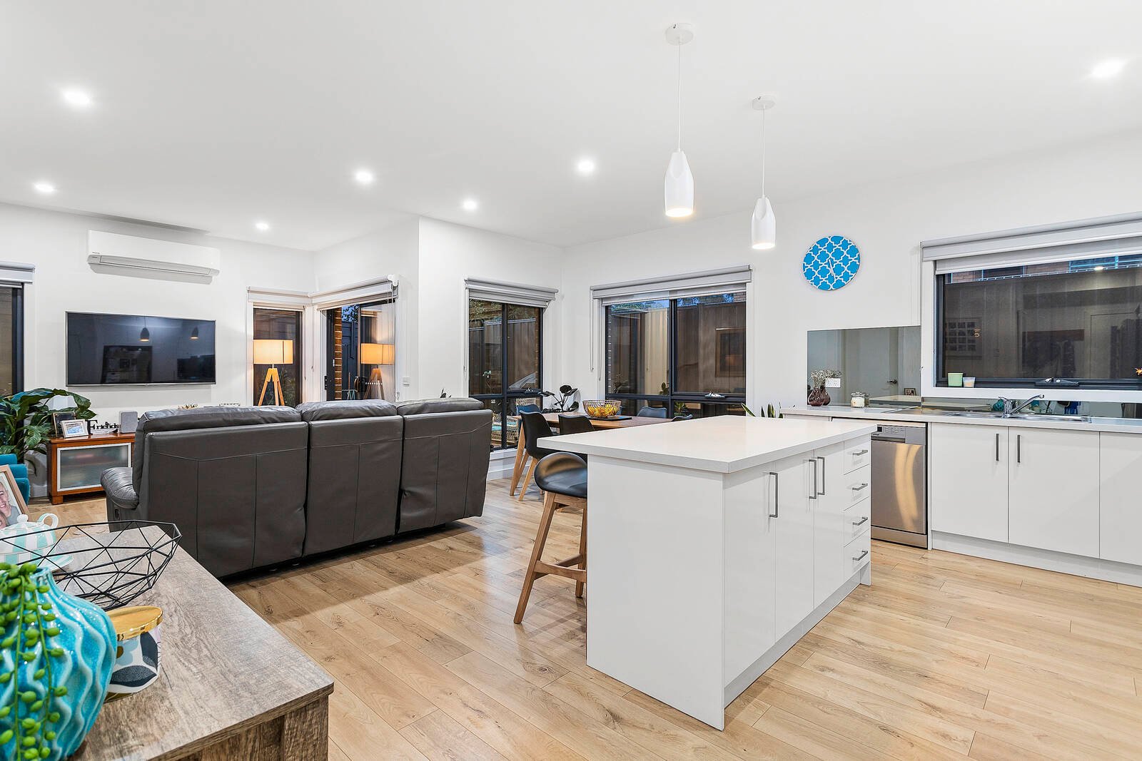 Gallery: 4/4 Truman Street