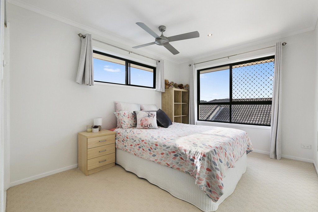 44 Tussock Crescent ELANORA 14