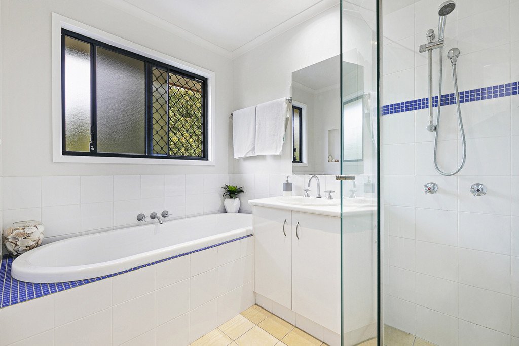 44 Tussock Crescent ELANORA 15