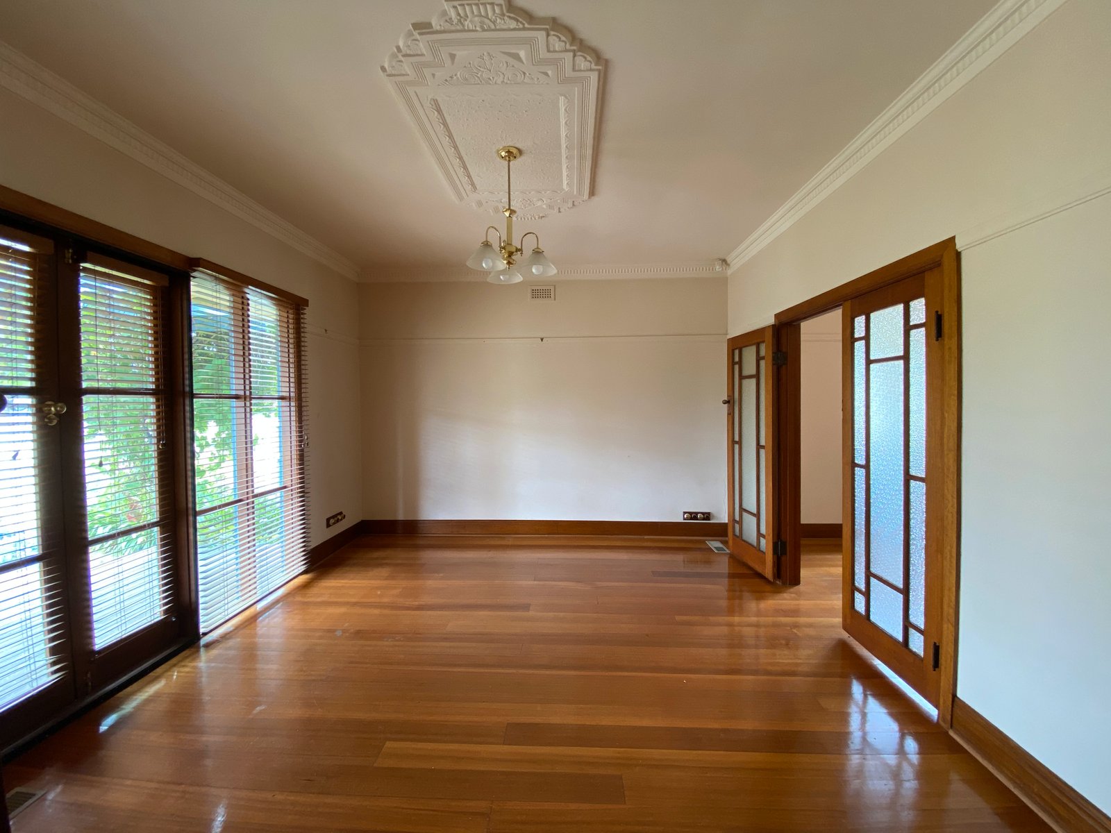 Gallery: 44 Vautier Street