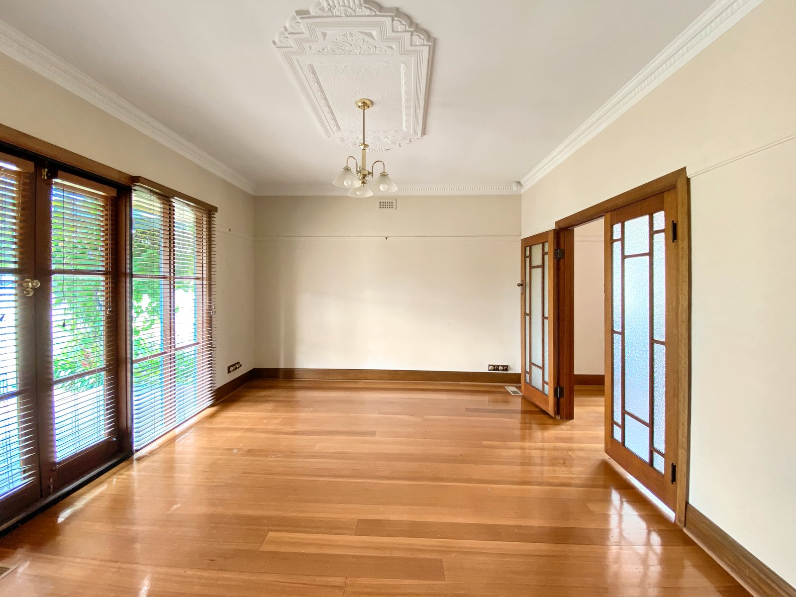 Gallery: 44 Vautier Street