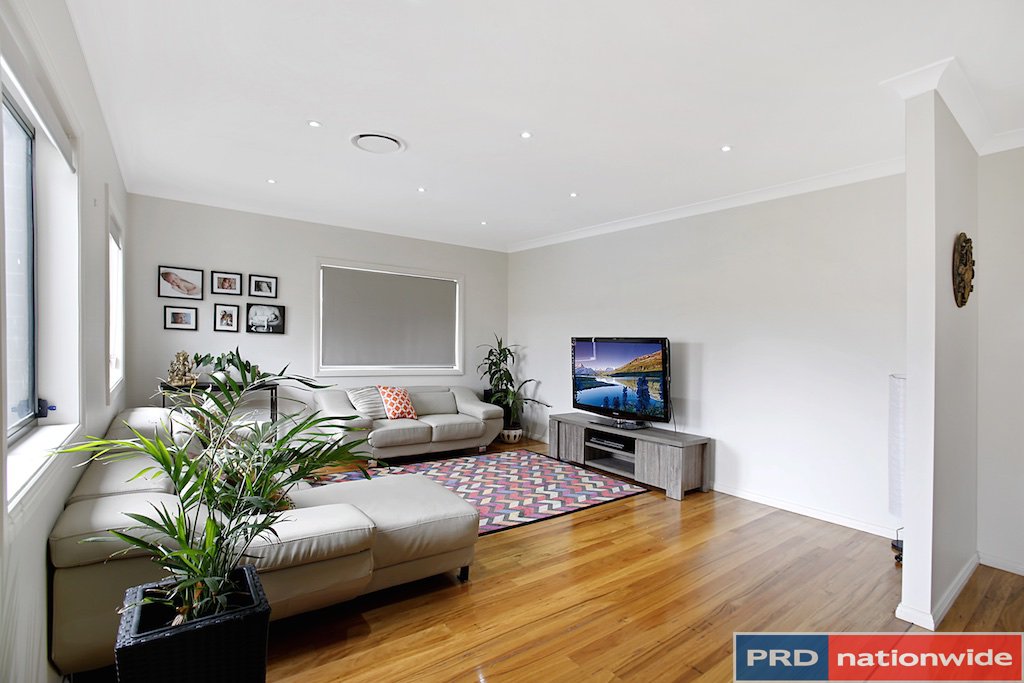 44 Vevi Street BARDIA 4
