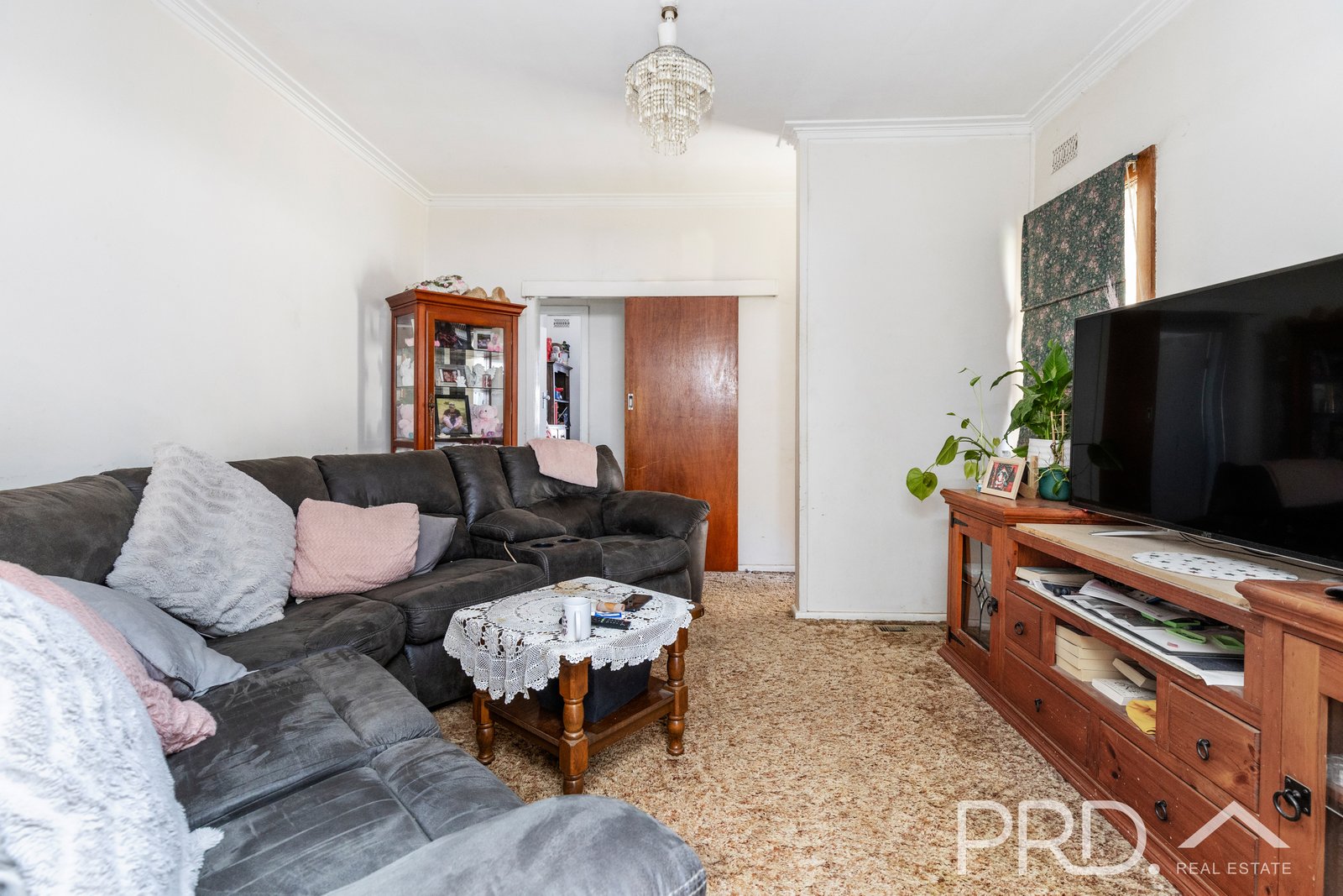 44 Vyner Street TUMUT 4