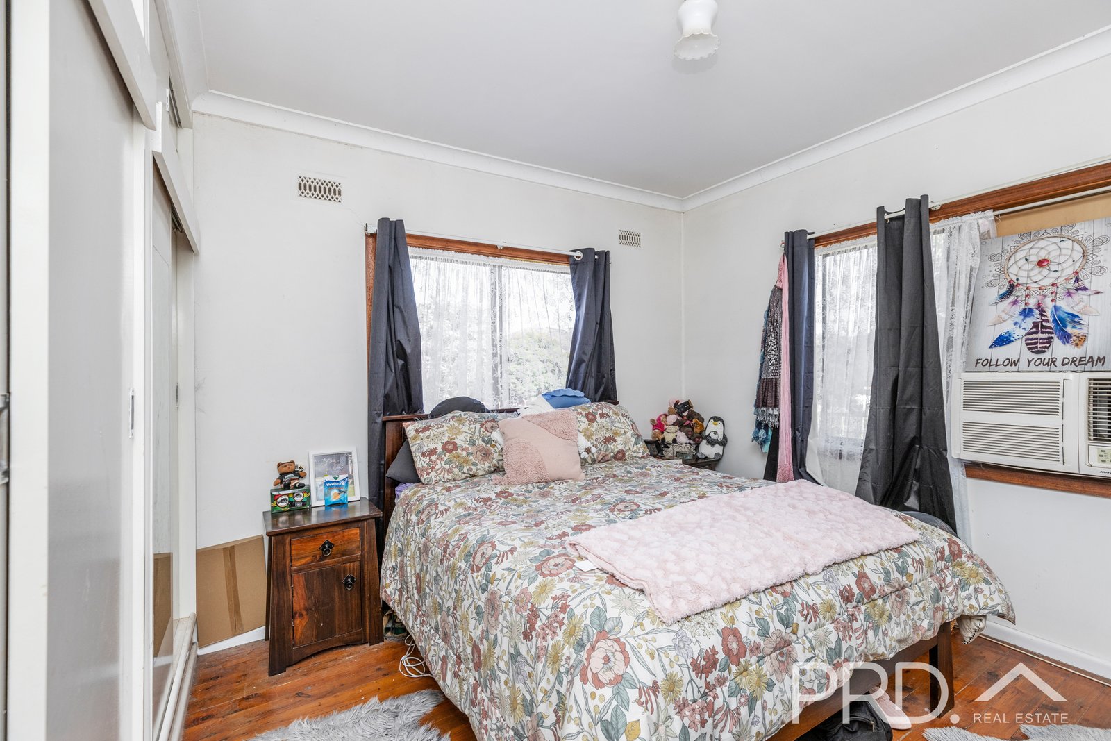 44 Vyner Street TUMUT 7