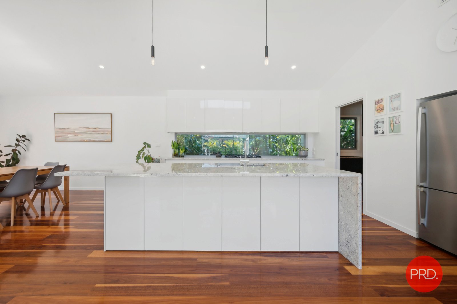 44 Watergum Close SAPPHIRE BEACH 8