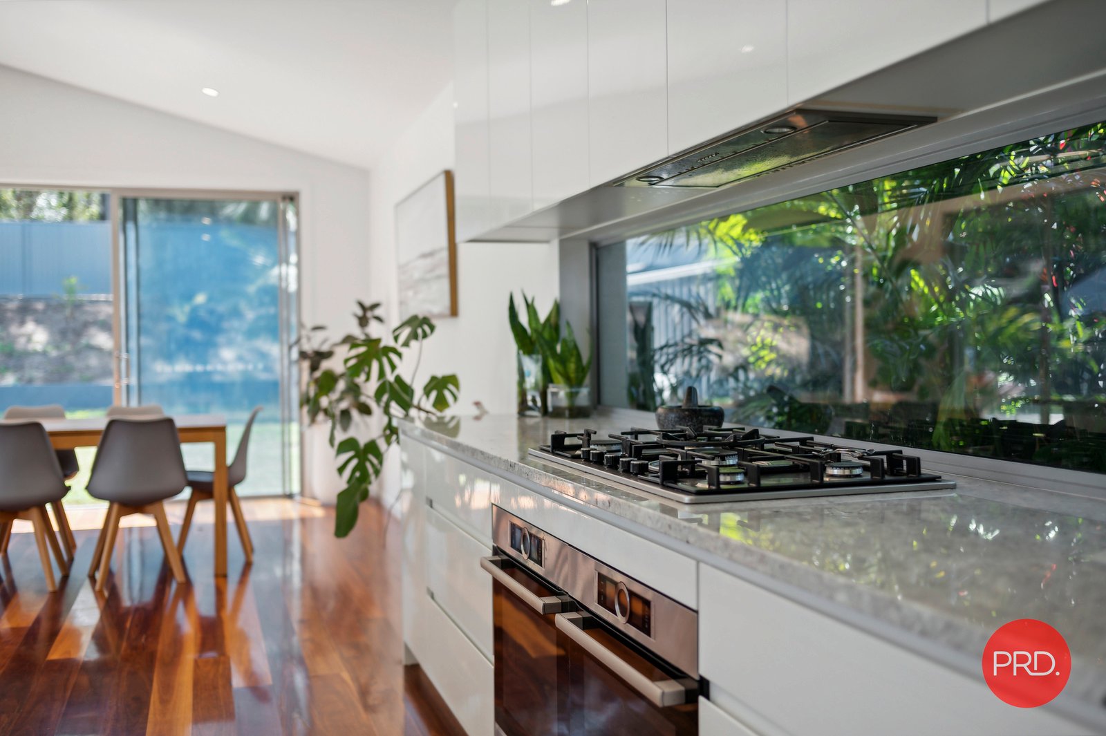 44 Watergum Close SAPPHIRE BEACH 10