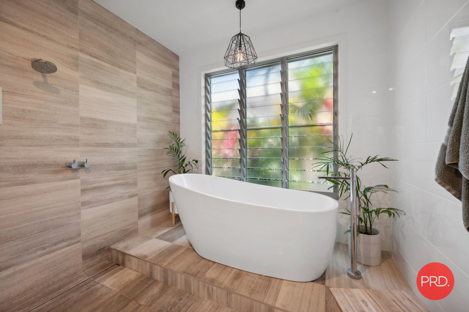 44 Watergum Close SAPPHIRE BEACH 20