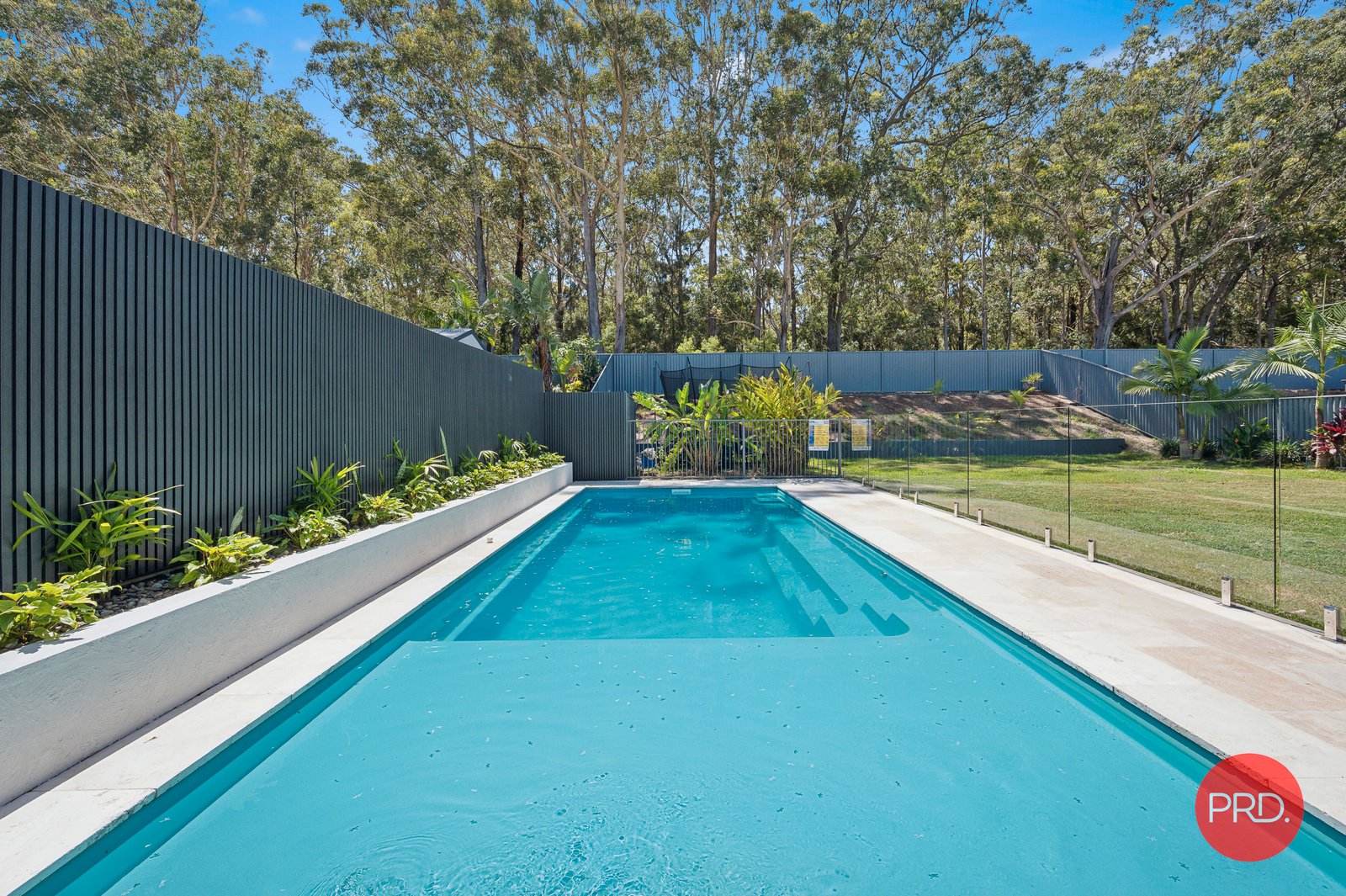 44 Watergum Close SAPPHIRE BEACH 31