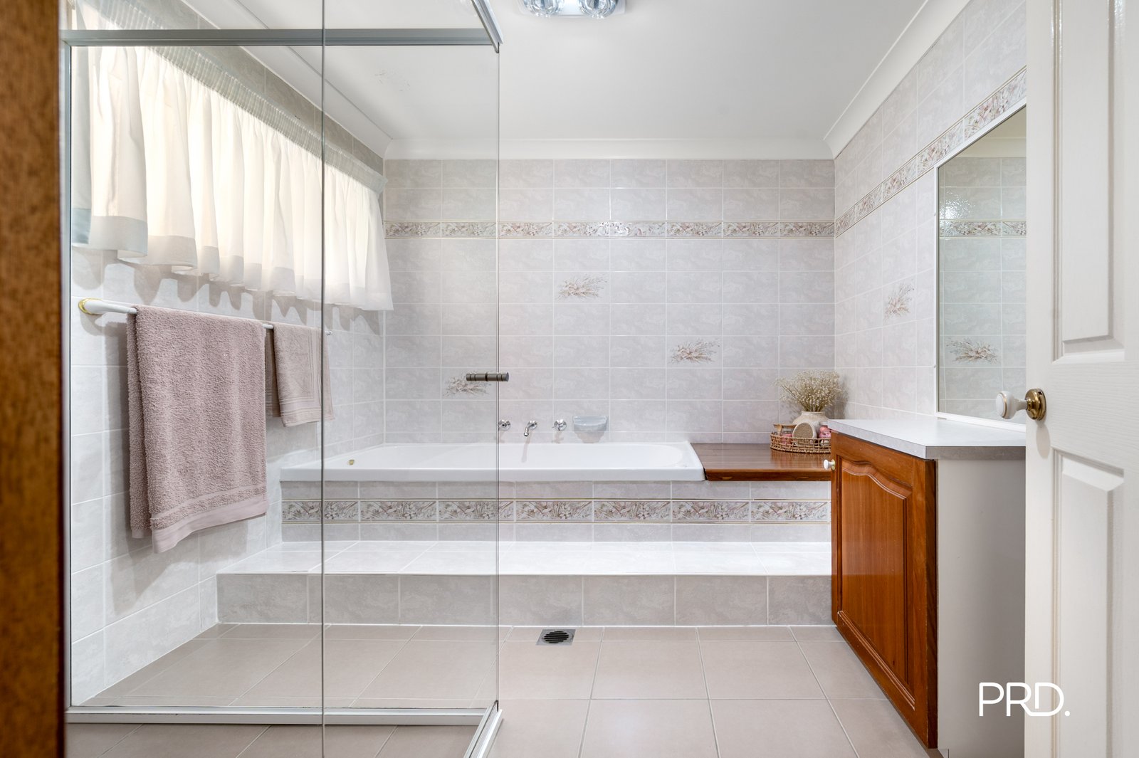 44 Waterhouse Drive SILVERDALE 12