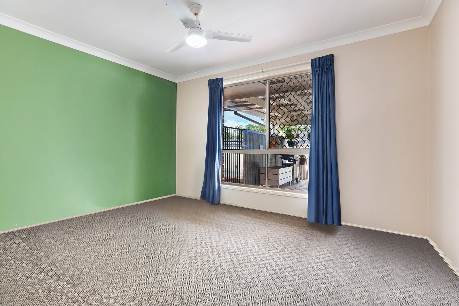 44 Watford Crescent MOLENDINAR 8