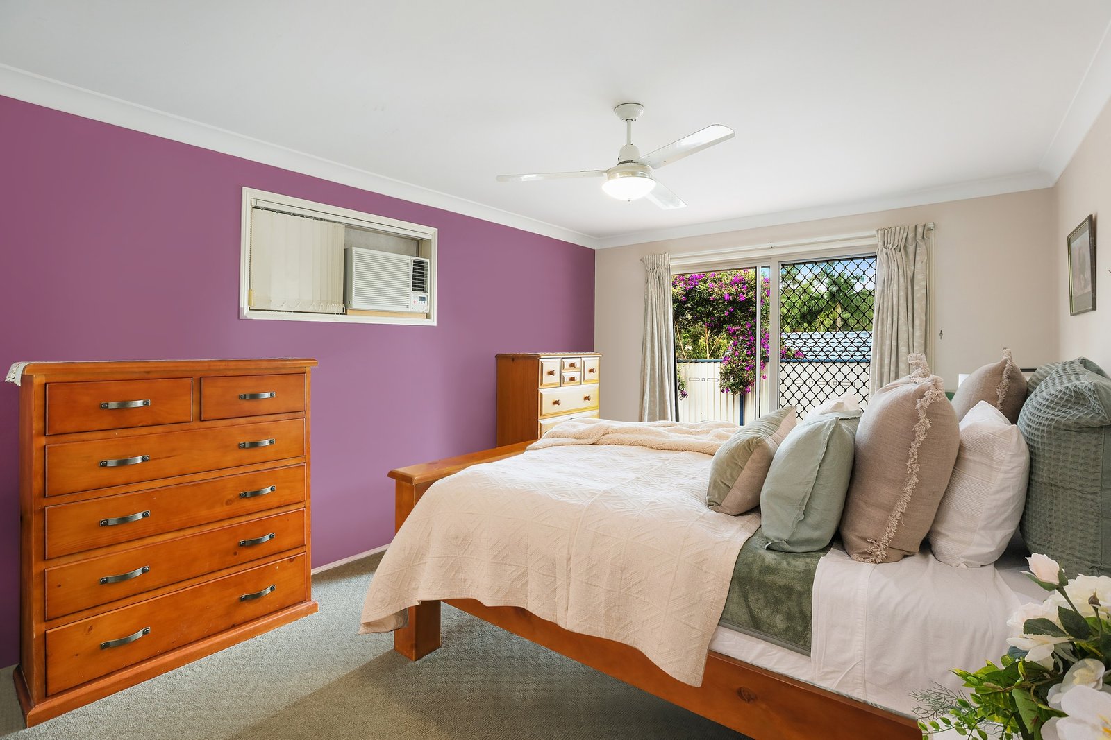 44 Watford Crescent MOLENDINAR 9