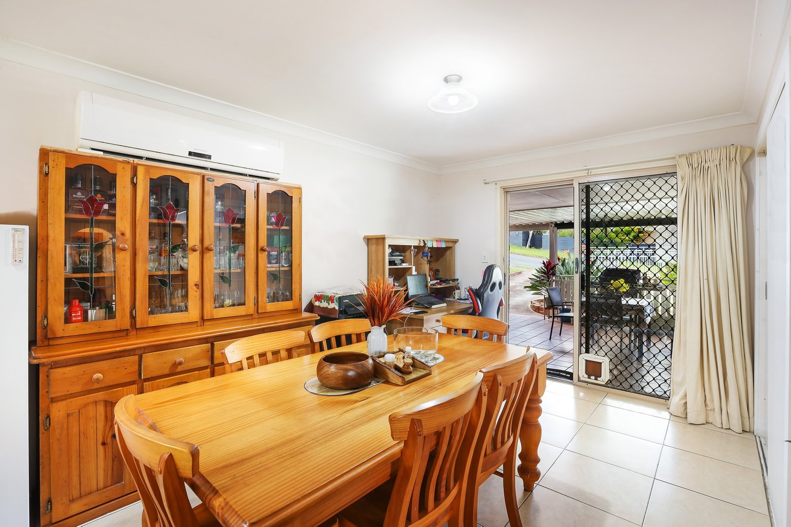 44 Watford Crescent MOLENDINAR 11