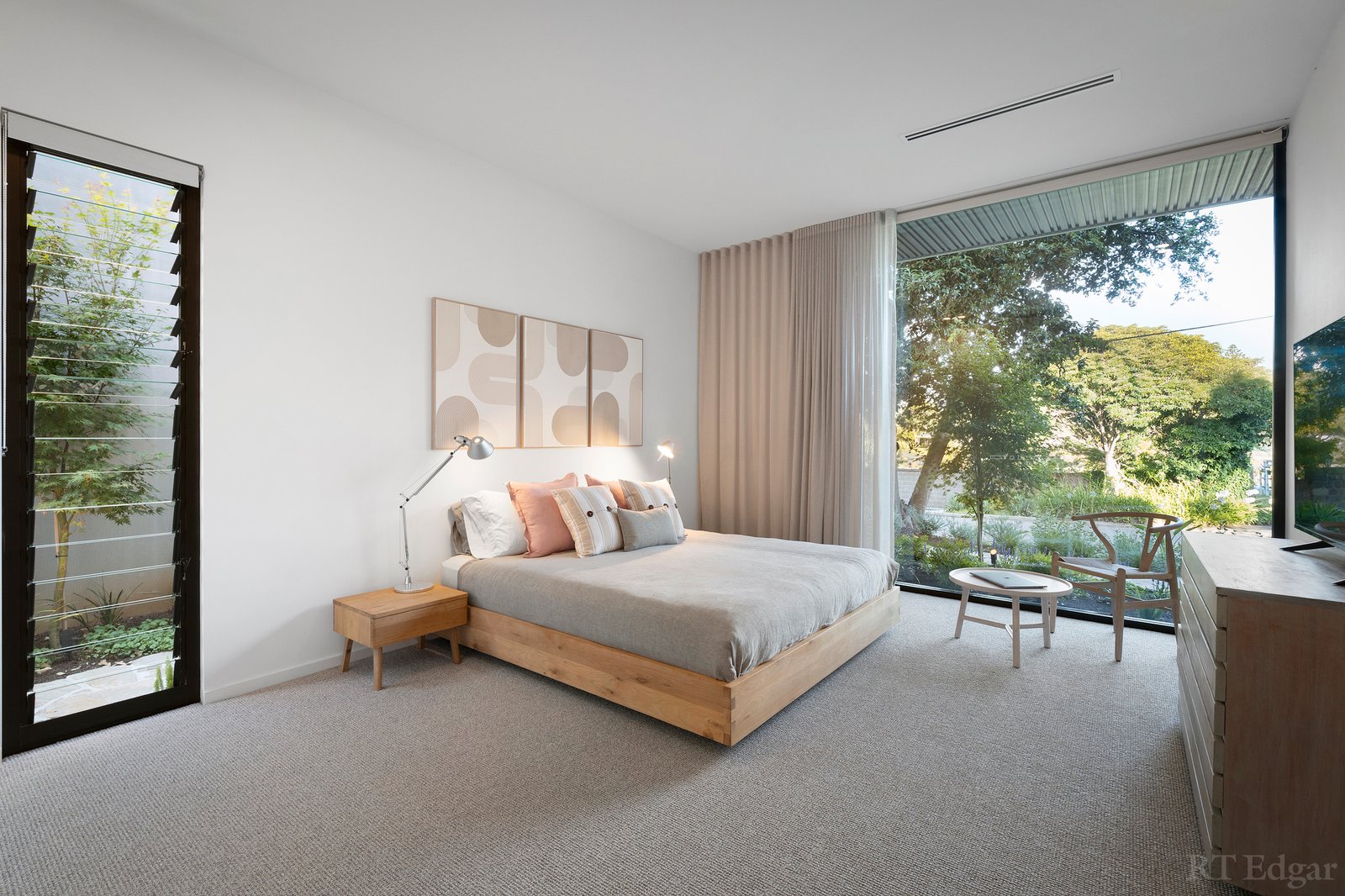 Real Estate and Property in 44 Wattle Grove, Portsea, VIC