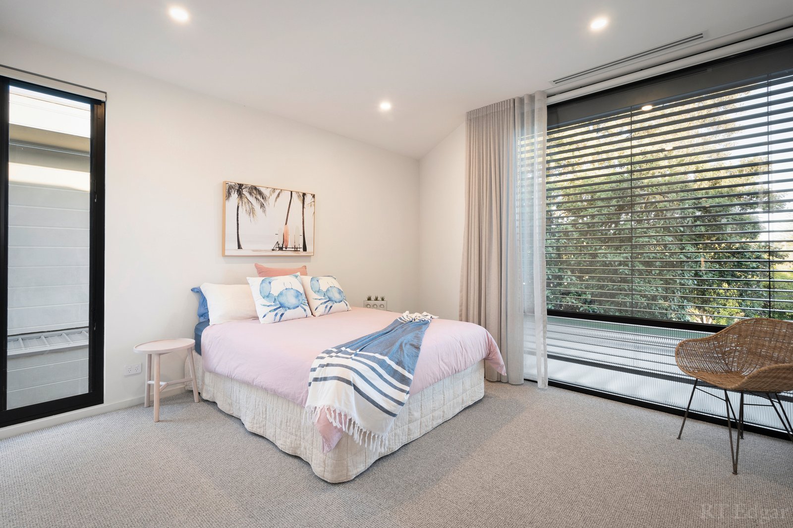 Real Estate and Property in 44 Wattle Grove, Portsea, VIC