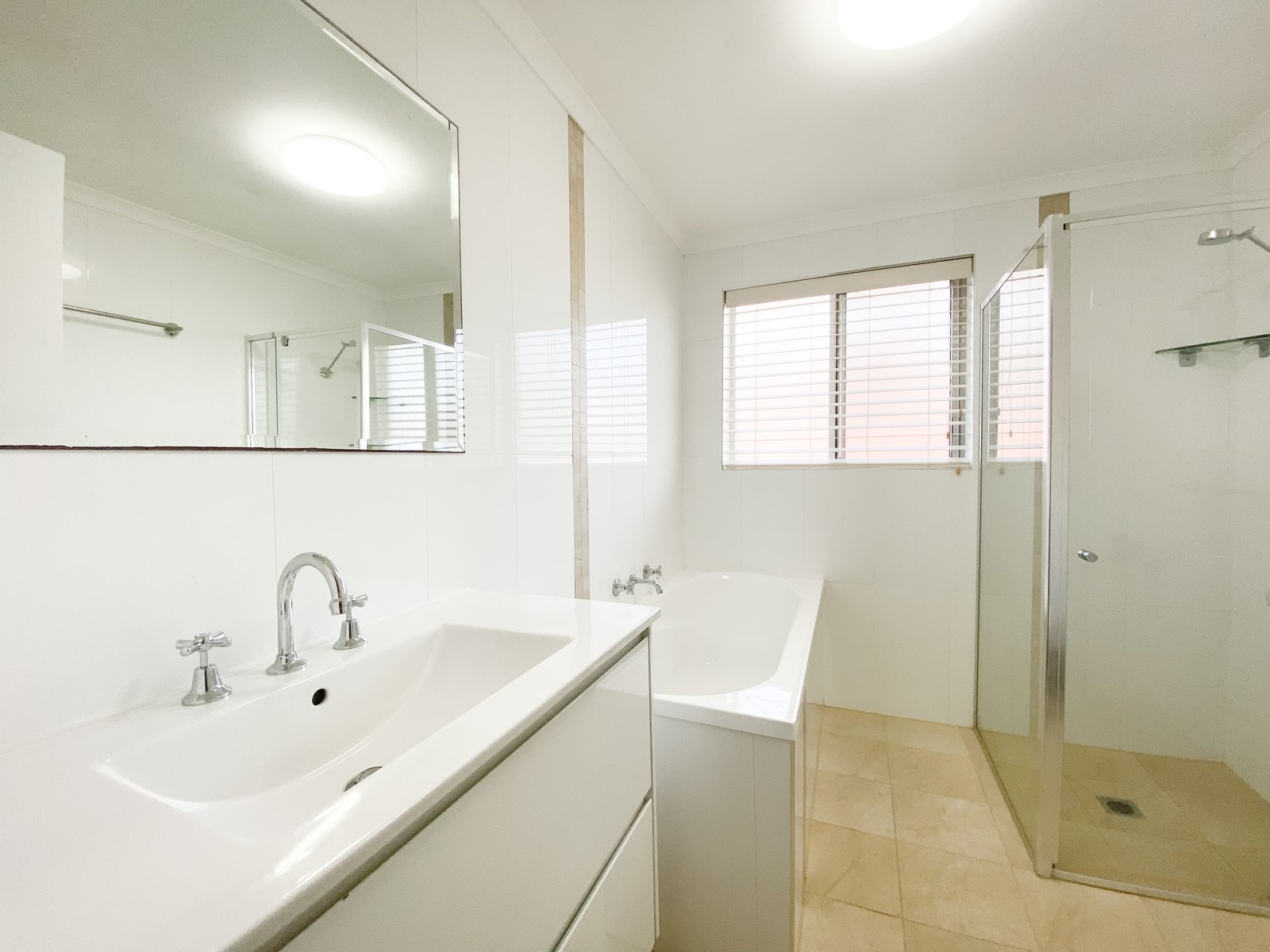 4/4 Weatherly Close NELSON BAY 12