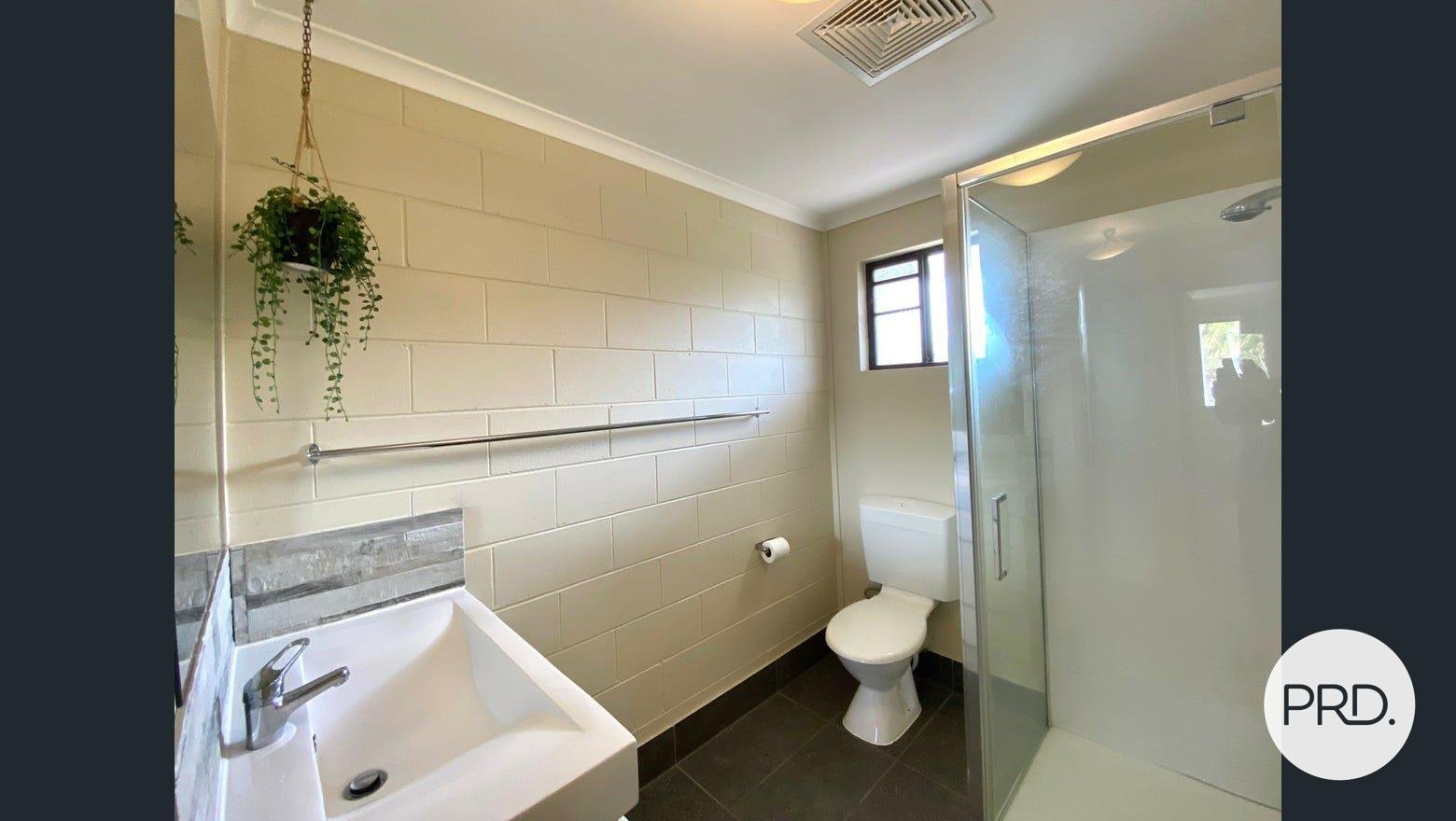 4/4 Wyndham Avenue BOYNE ISLAND 8
