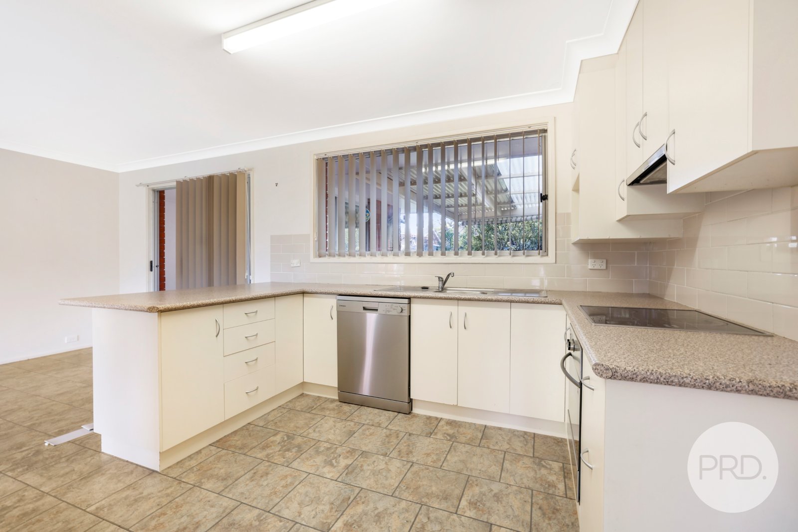 44 Yarmouth Parade TAMWORTH 5