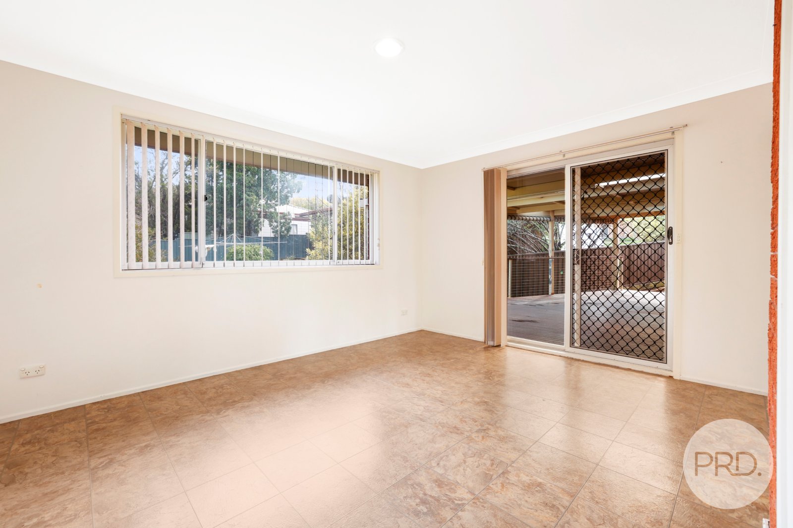 44 Yarmouth Parade TAMWORTH 19