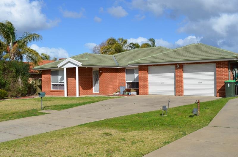 44 Yentoo Drive GLENFIELD PARK 1