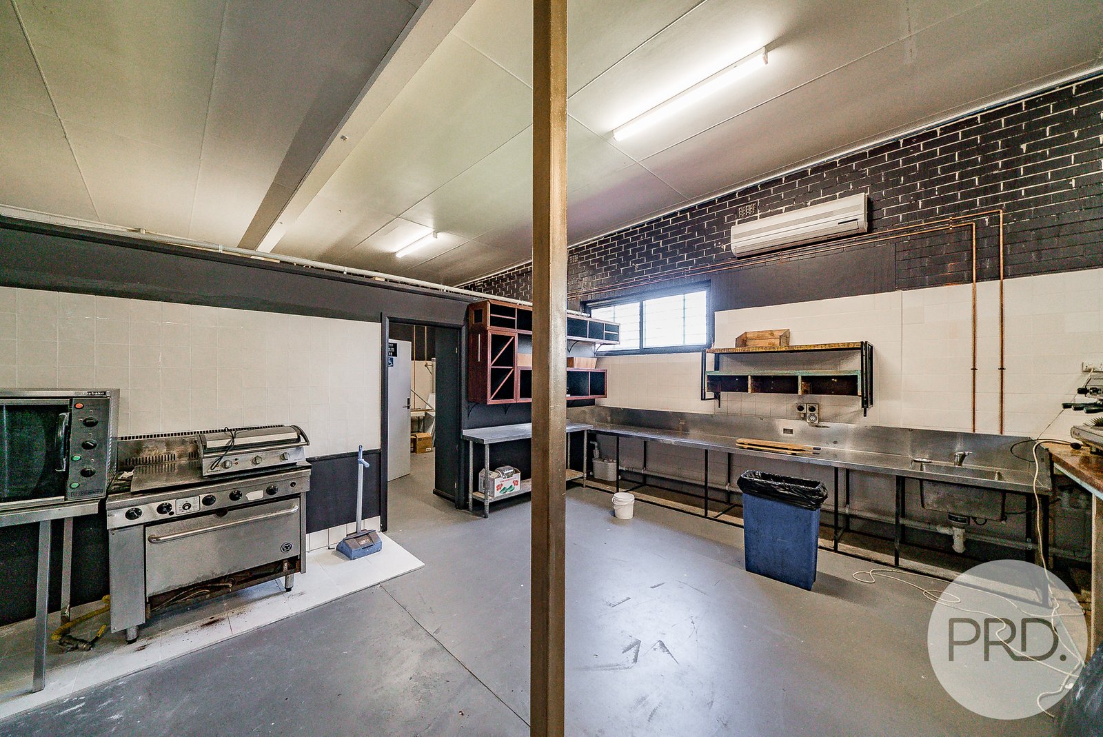 44 Ziegler Avenue WAGGA WAGGA 8