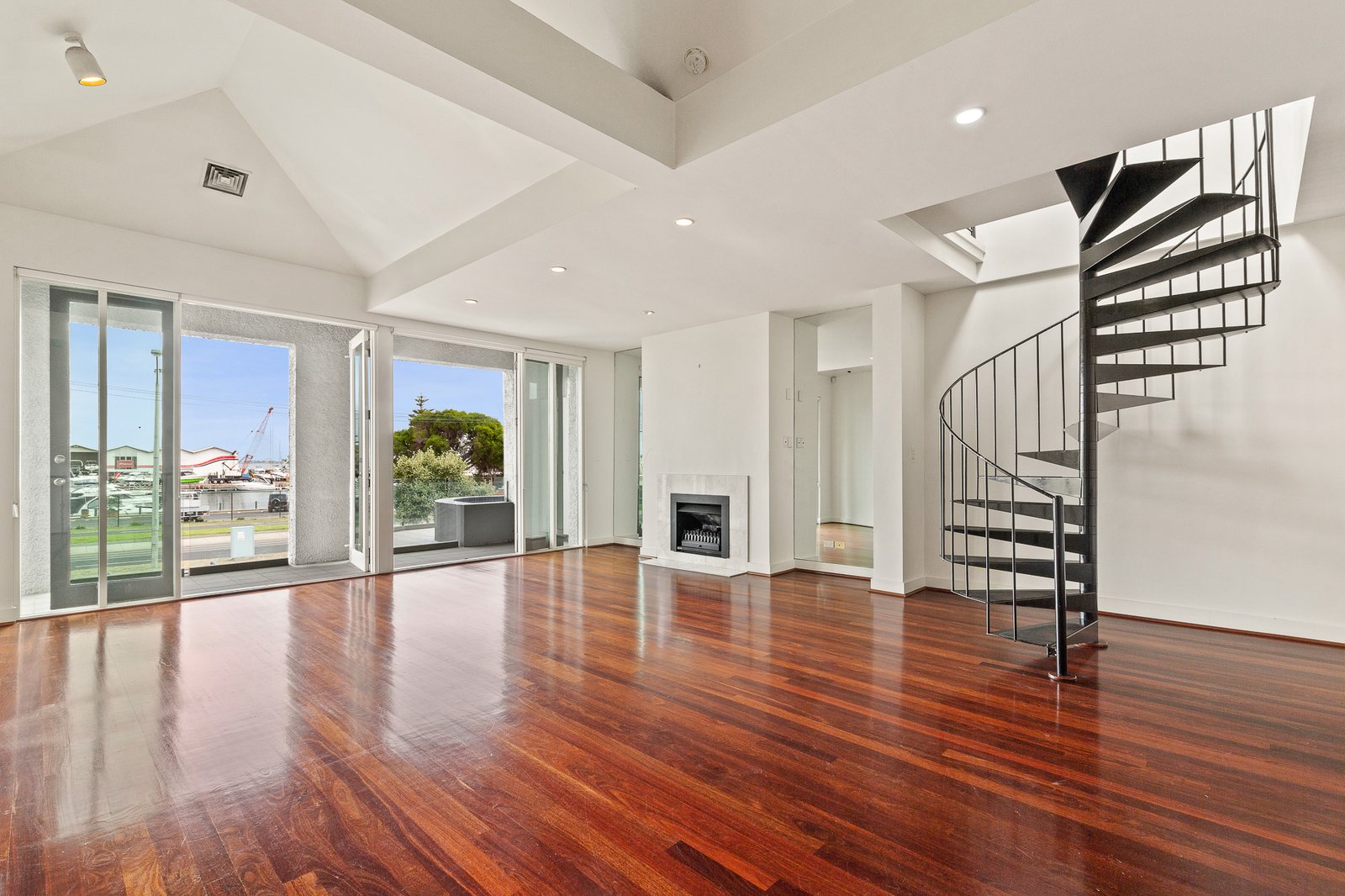 Gallery: 4/40 Marine Parade