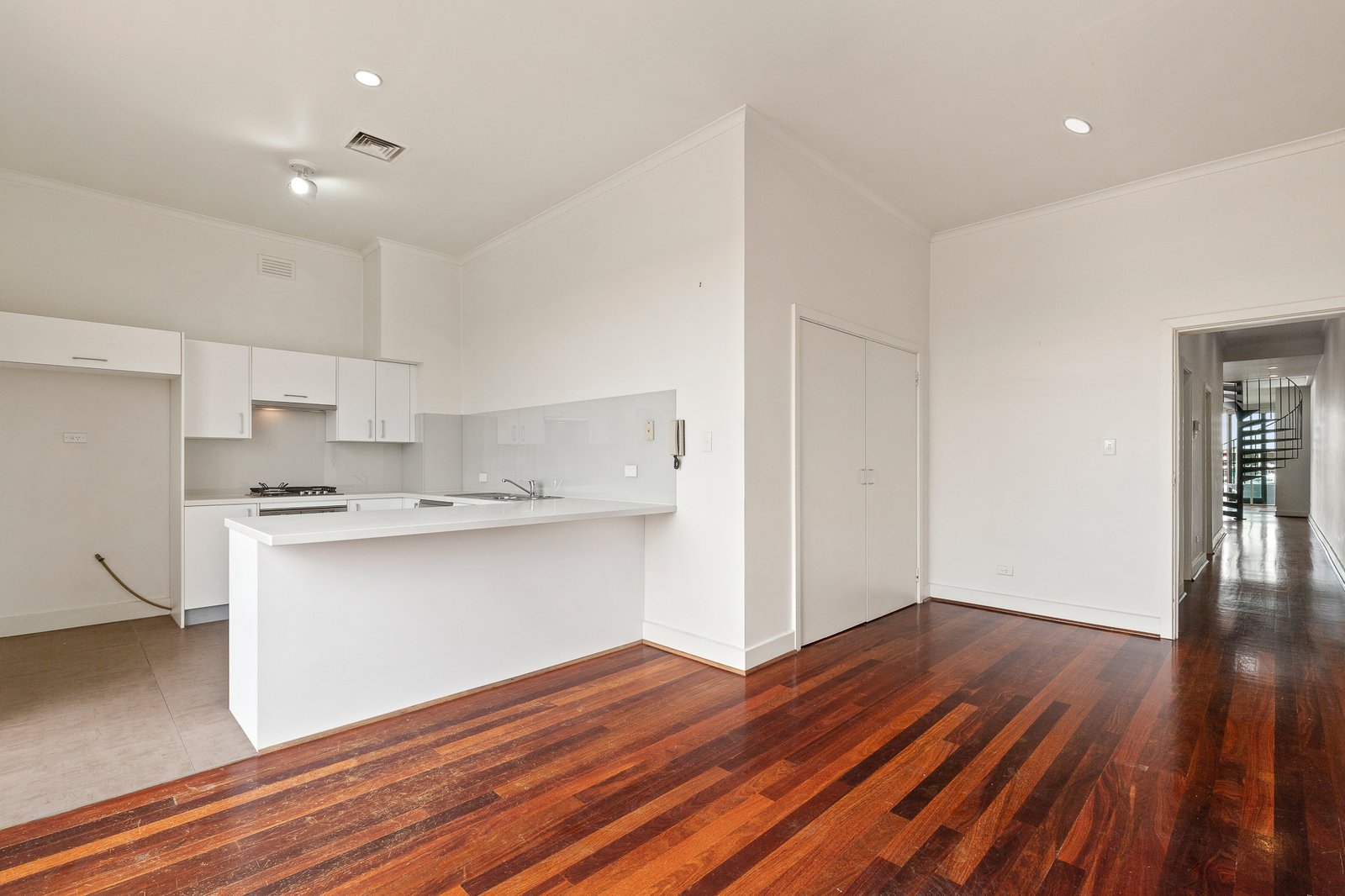 Gallery: 4/40 Marine Parade
