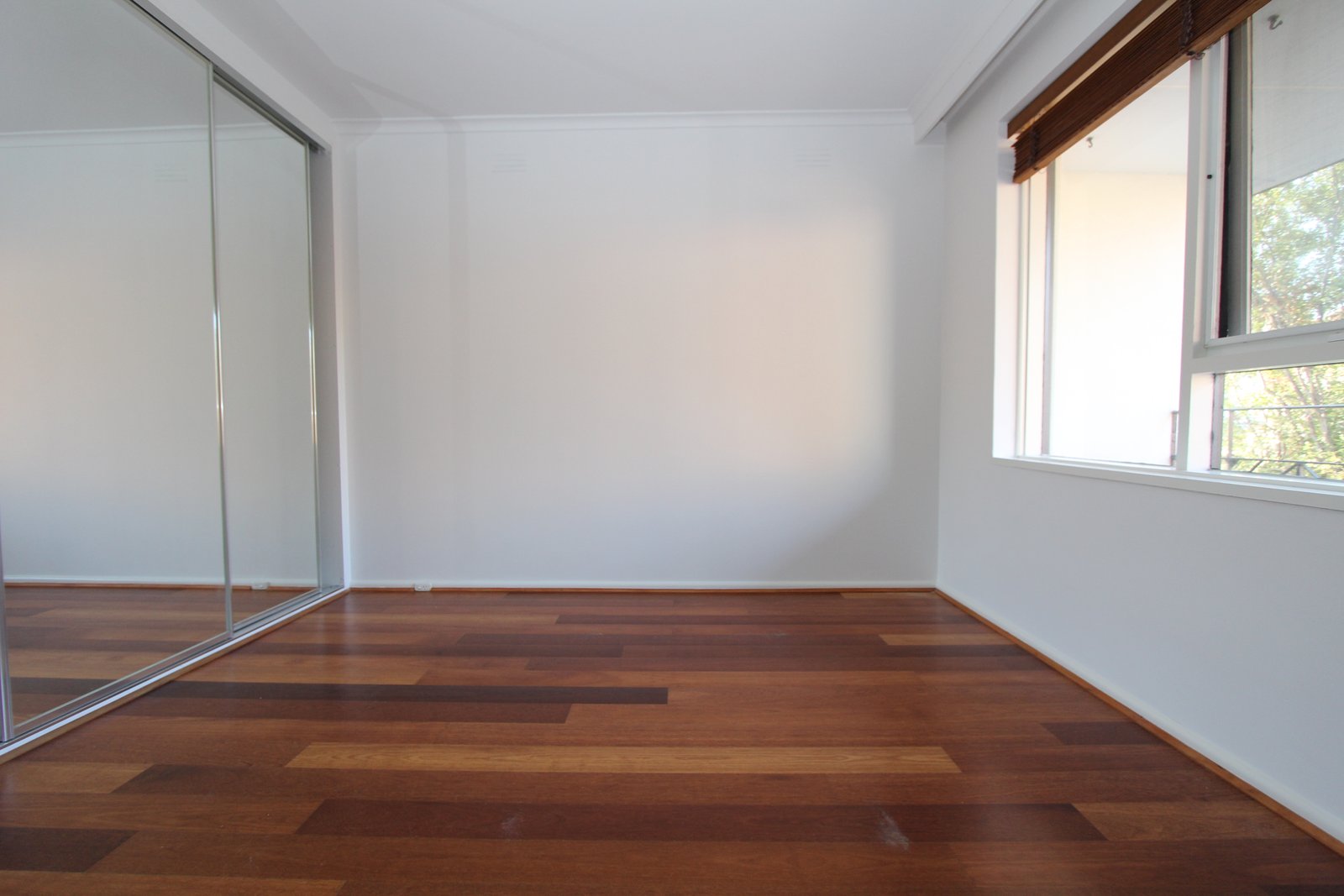 Real Estate and Property in 4/40 Rothesay Avenue, Elwood, VIC