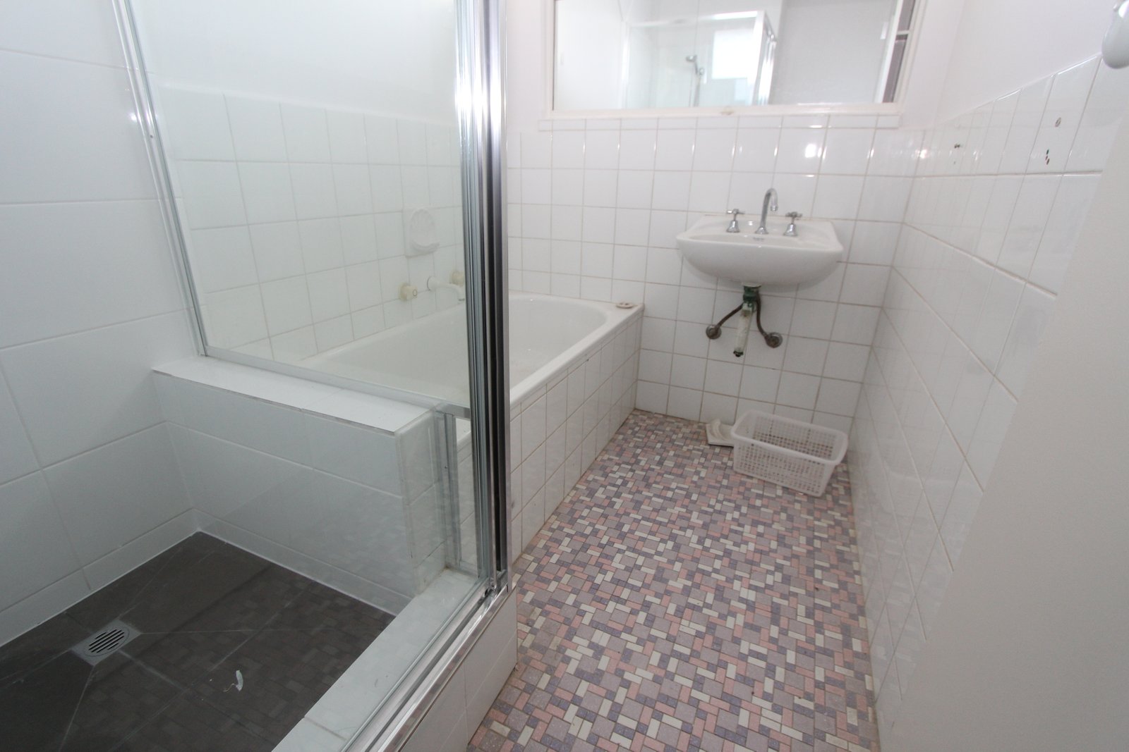 Real Estate and Property in 4/40 Rothesay Avenue, Elwood, VIC