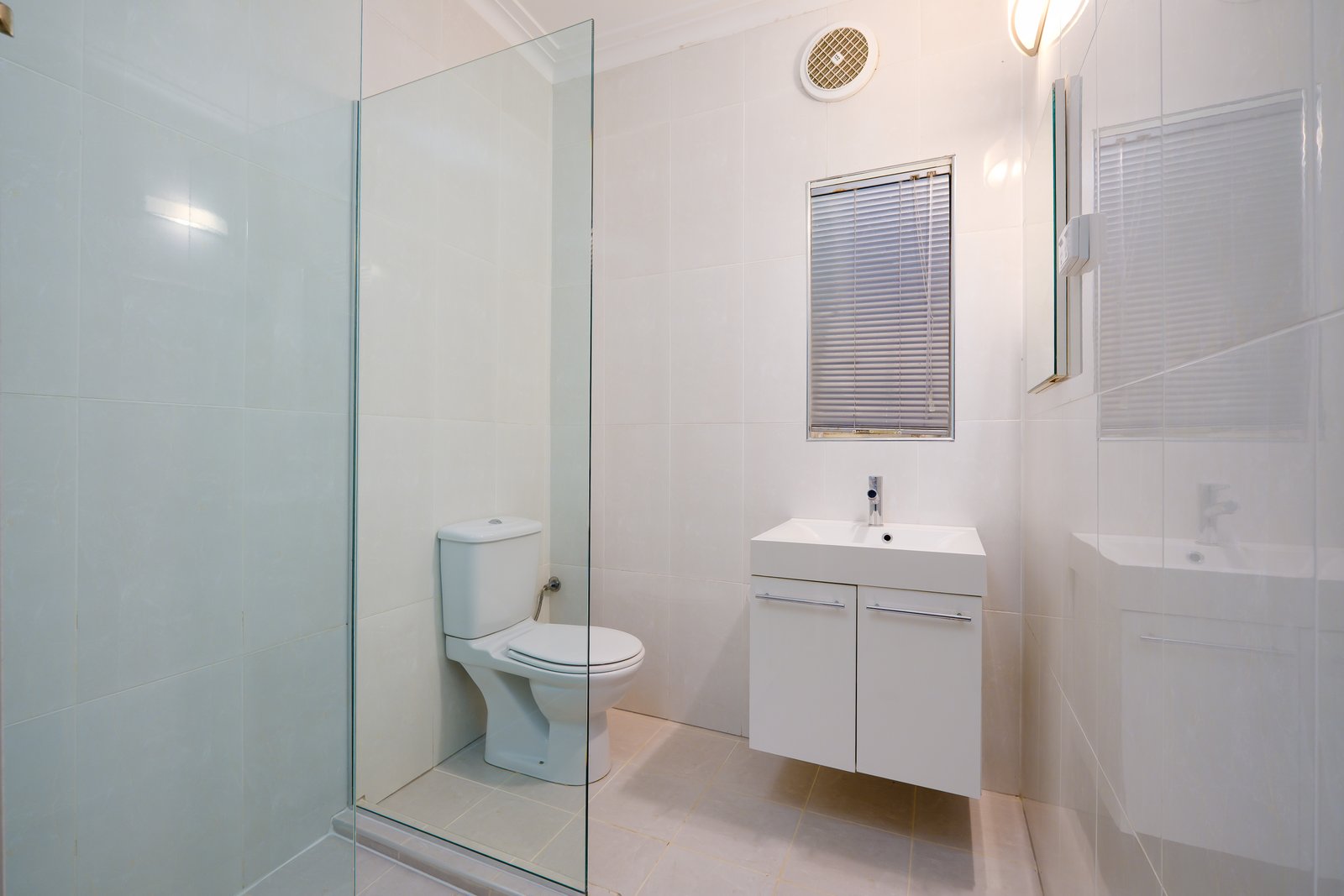 440 Schubach Street EAST ALBURY 9