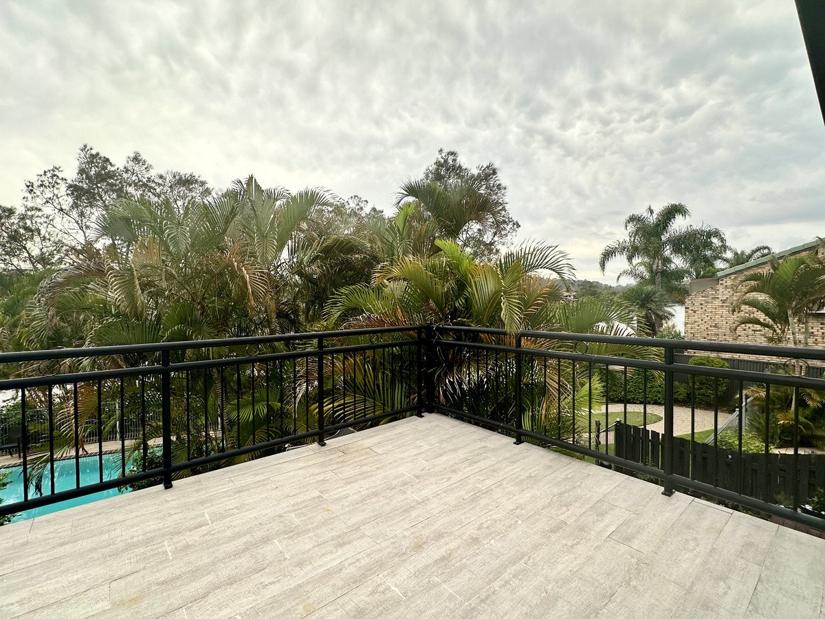 4/40 Sunbird Street Burleigh Waters 5