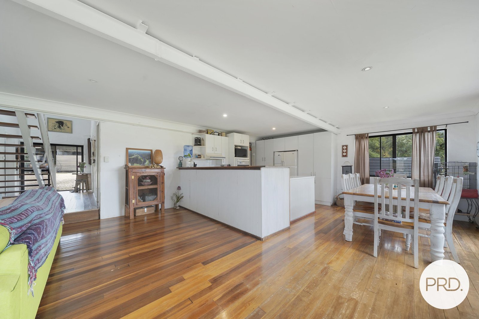 4400 Pacific Highway ROSSGLEN 9