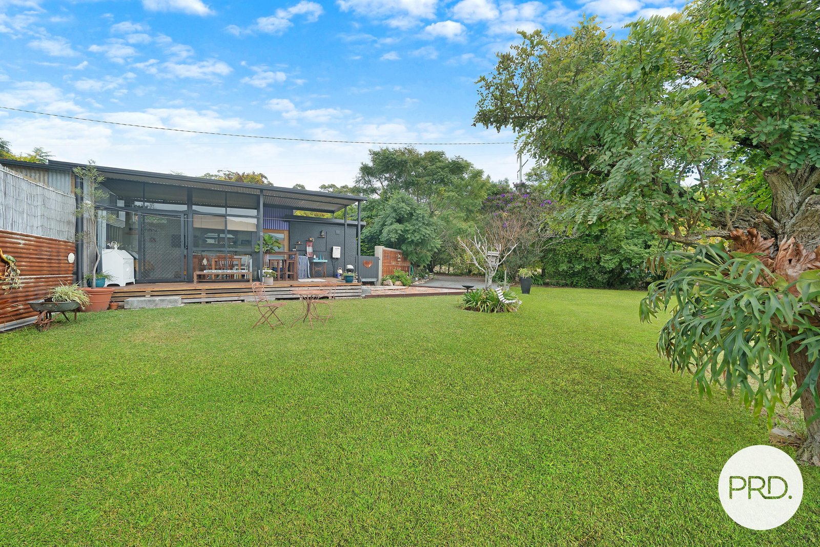 4400 Pacific Highway ROSSGLEN 18