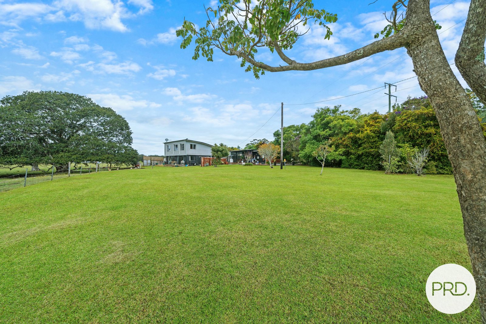 4400 Pacific Highway ROSSGLEN 26