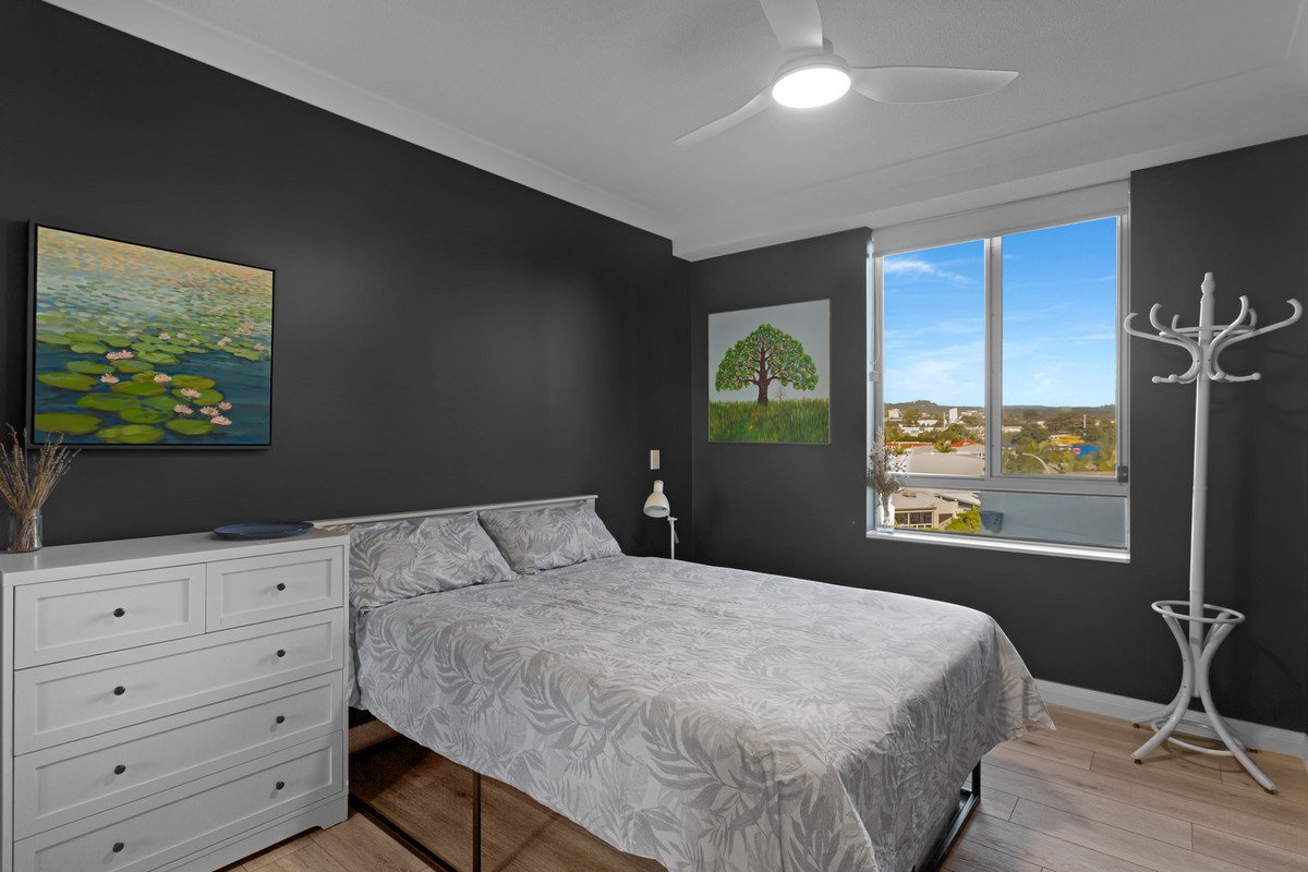 4405/12 Executive Drive Burleigh Waters 10