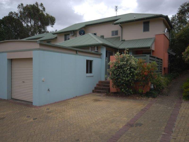 44/1 University Drive ROBINA 3