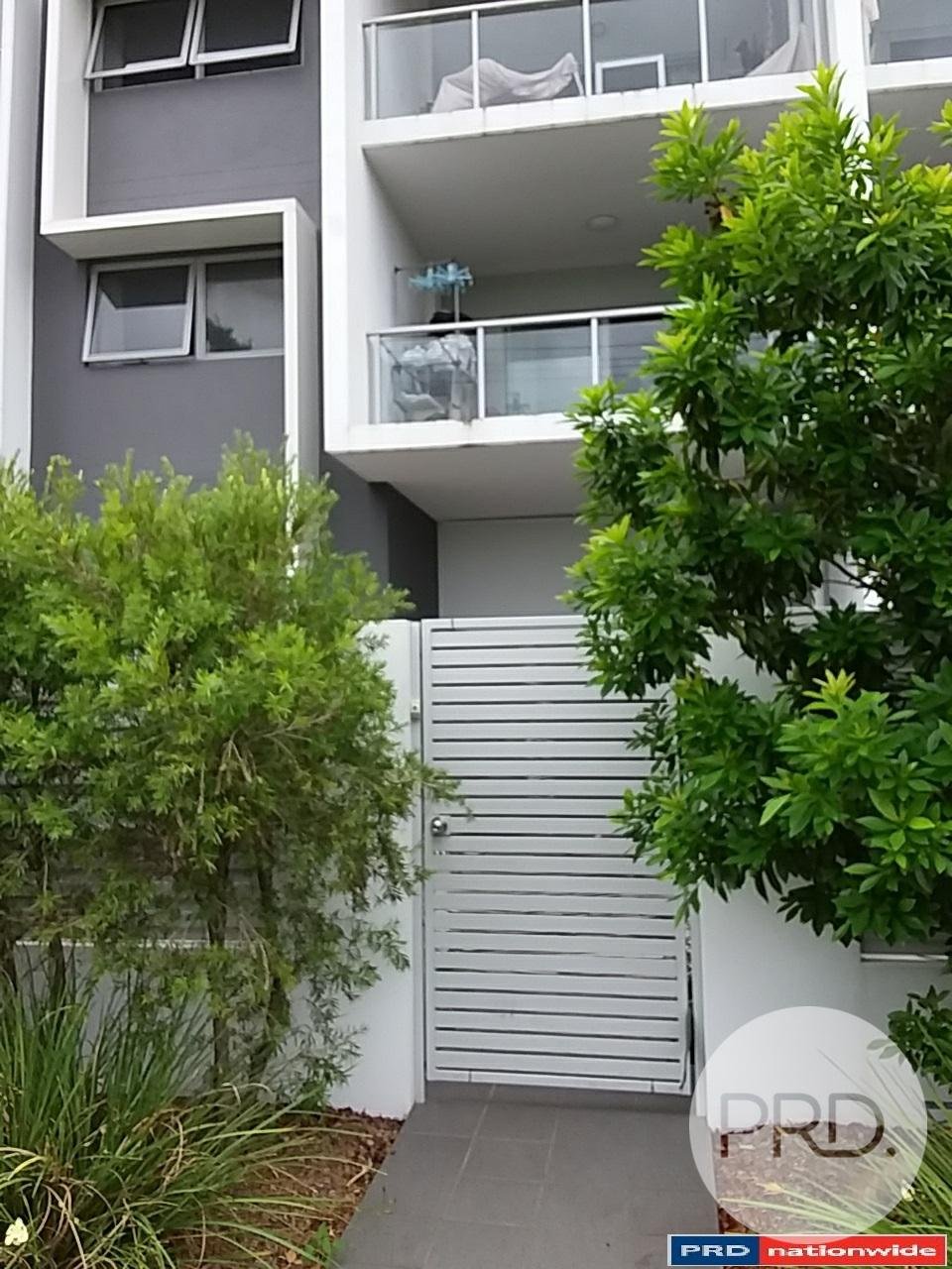 4/410 Zillmere Road (Meet On Seeney Street)  ZILLMERE 3