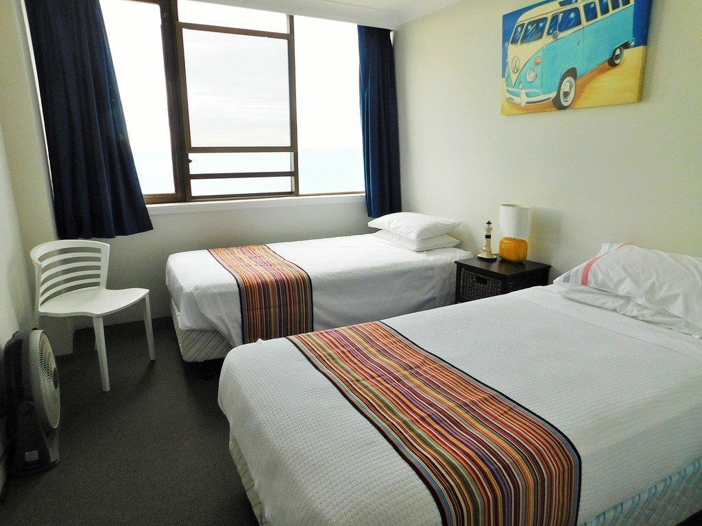 44/114 The Esplanade "Southern Cross"  BURLEIGH HEADS 6