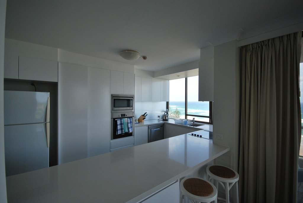 44/114 The Esplanade "Southern Cross" BURLEIGH HEADS 5