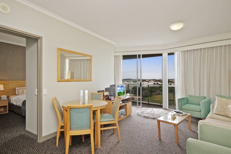 441/6-8 Stuart Street TWEED HEADS 2