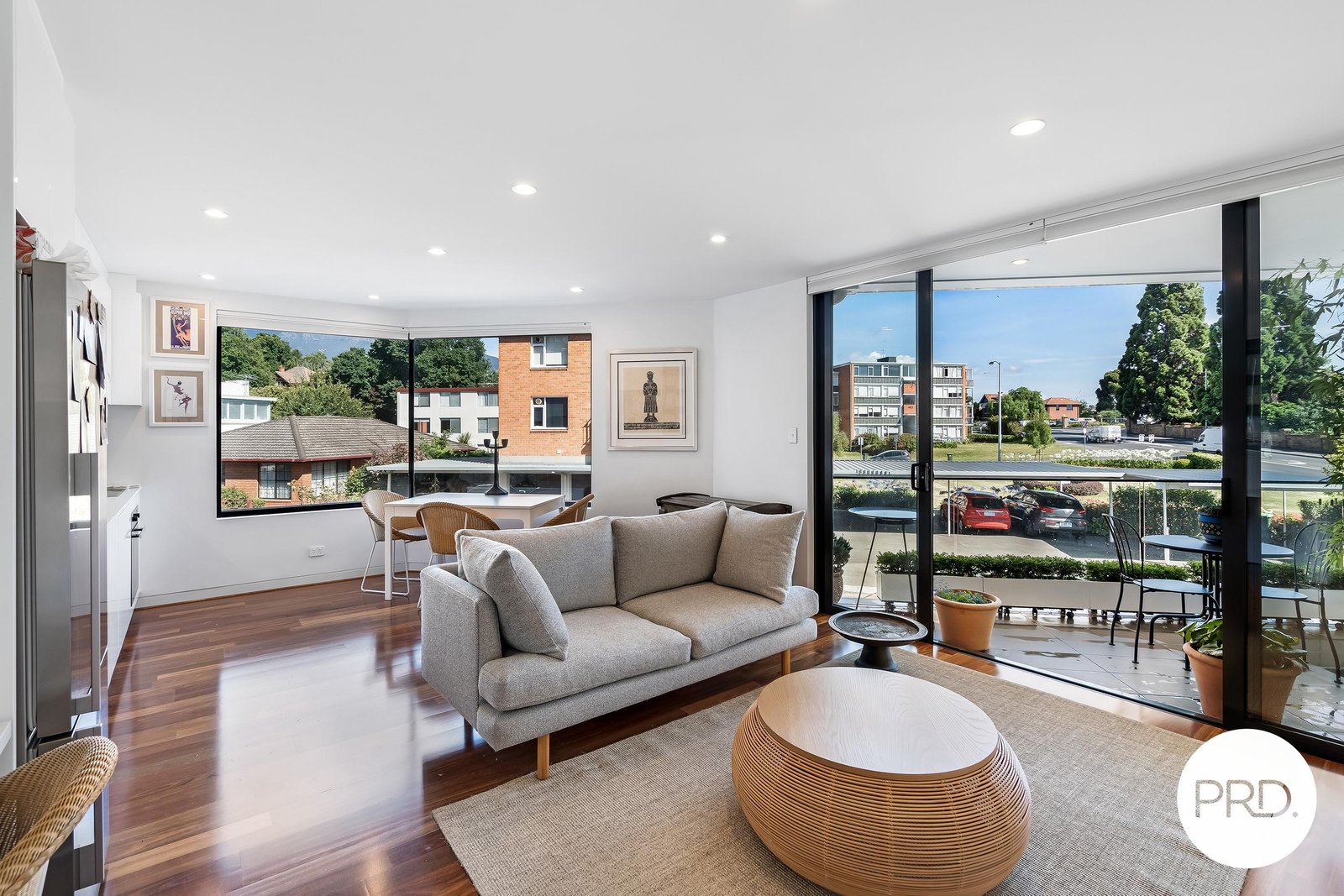 4/417 Sandy Bay Road SANDY BAY 11