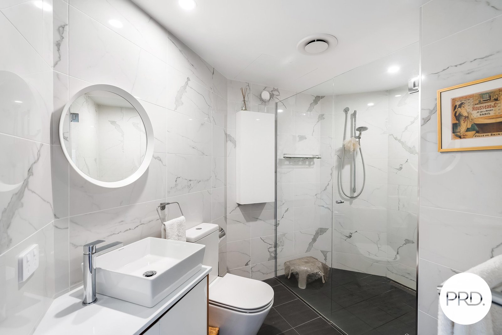 4/417 Sandy Bay Road SANDY BAY 23