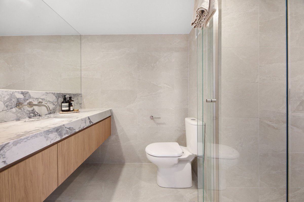 44/170-180 The Esplanade Burleigh Heads 12