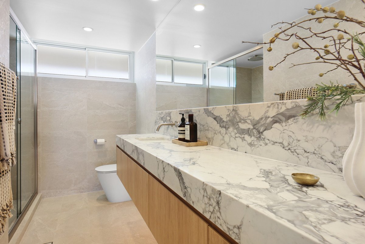 44/170-180 The Esplanade Burleigh Heads 16