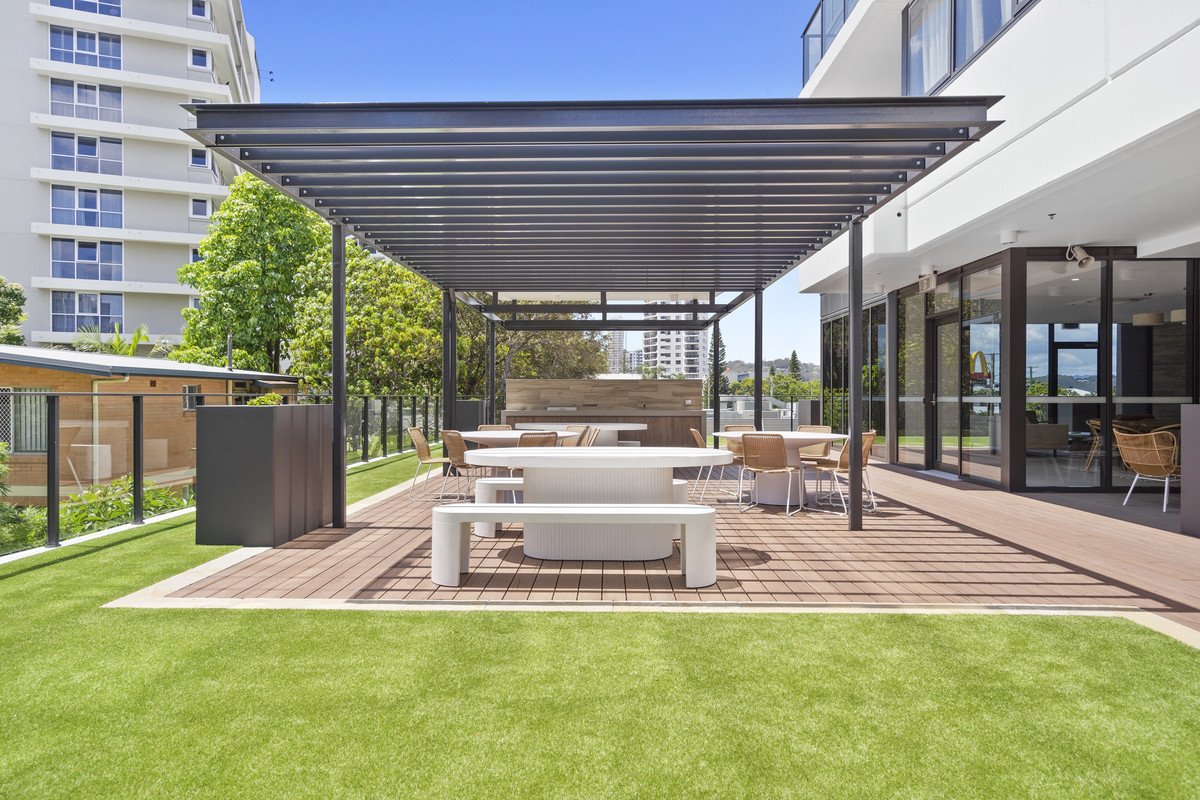 44/1969-1971 Gold Coast Highway Burleigh Heads 16