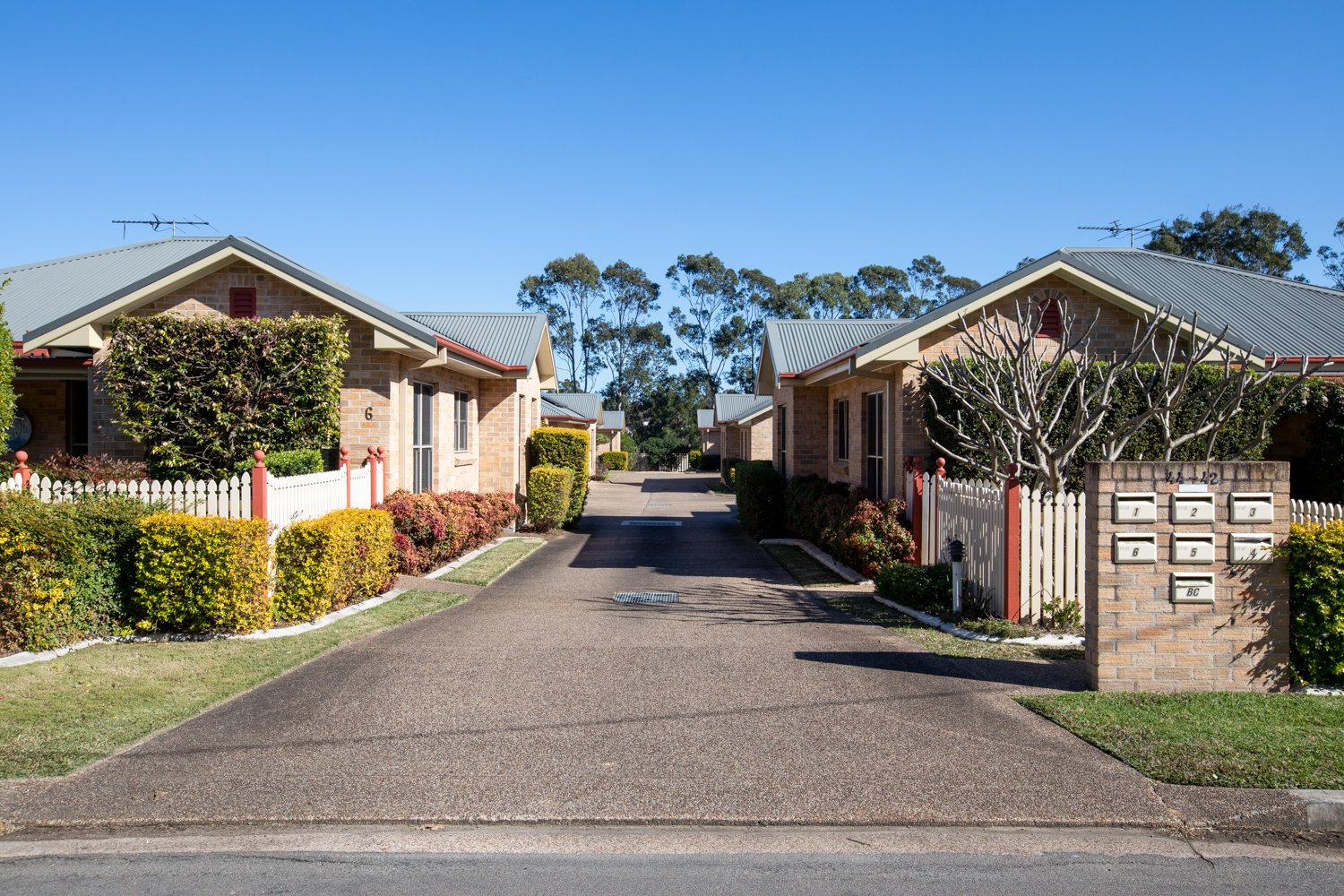 4/42-44 Bonar Street MAITLAND 2