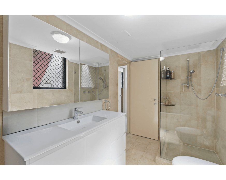 44/2-8 Bridge Street HURSTVILLE 4